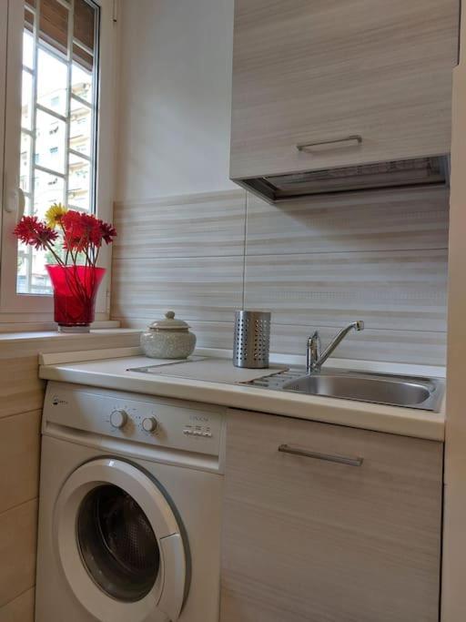 Appartamento Roma Centro - Lilly'S House Bagian luar foto